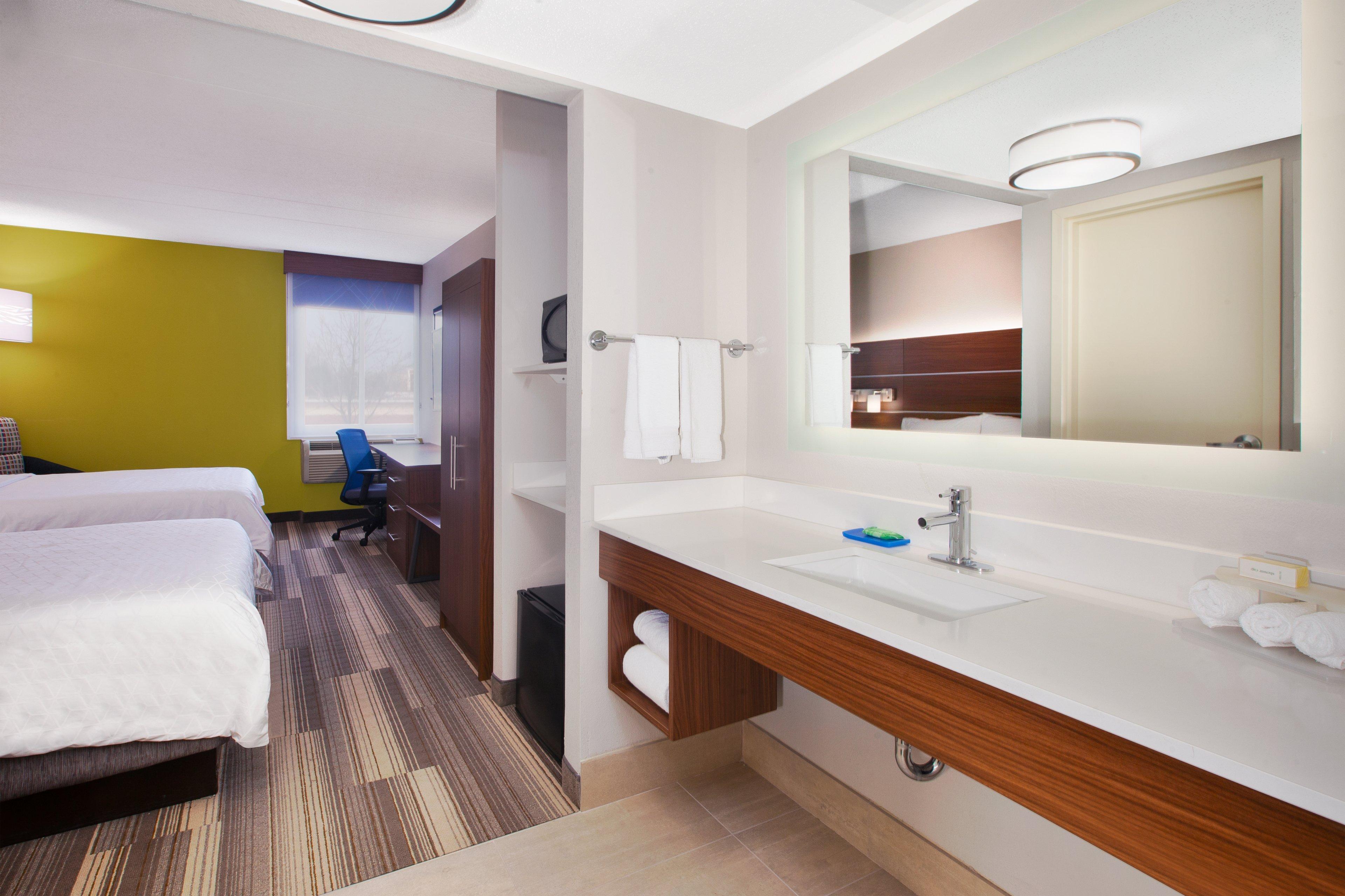 Holiday Inn Express Fairfax-Arlington Boulevard By Ihg Dış mekan fotoğraf