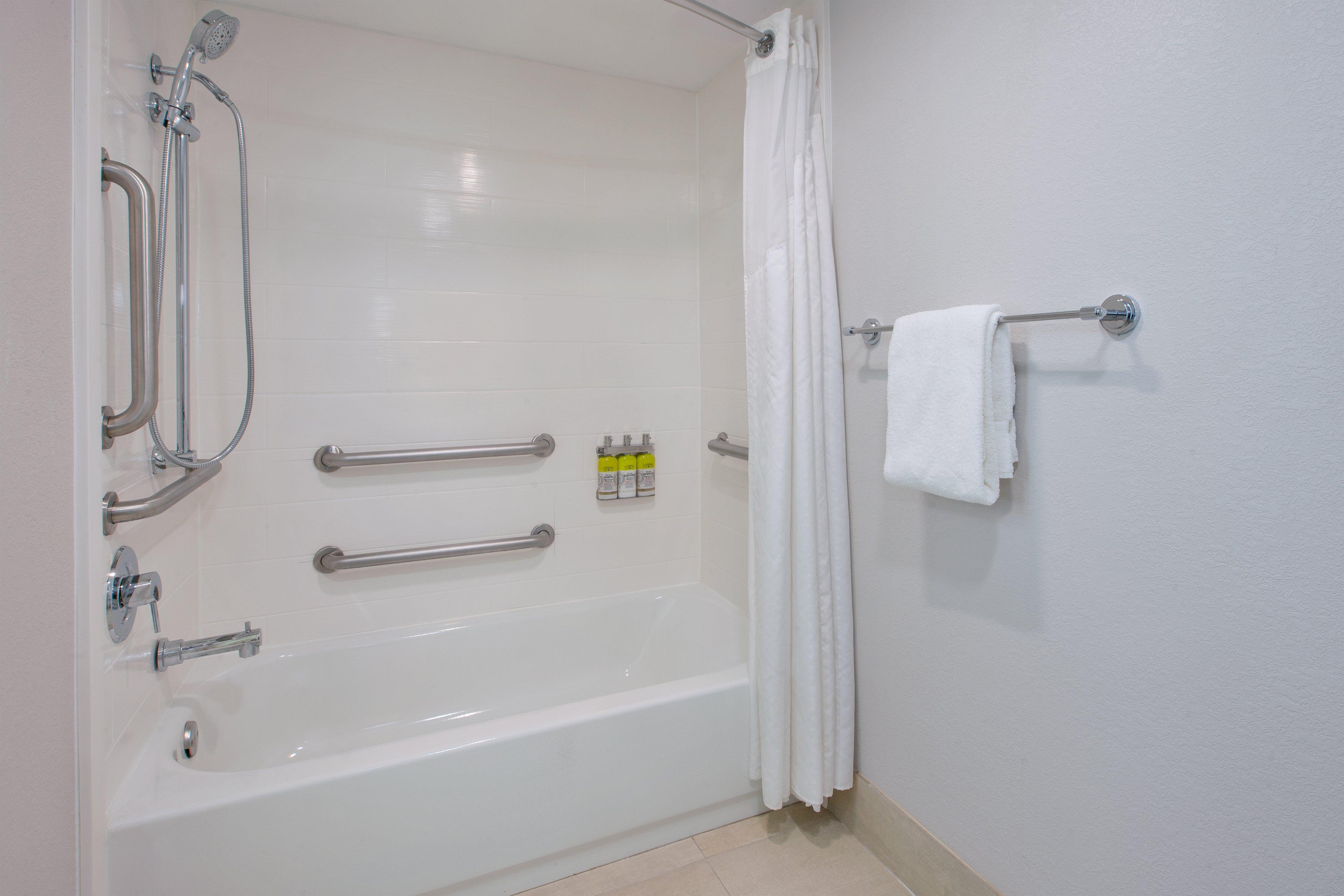 Holiday Inn Express Fairfax-Arlington Boulevard By Ihg Dış mekan fotoğraf