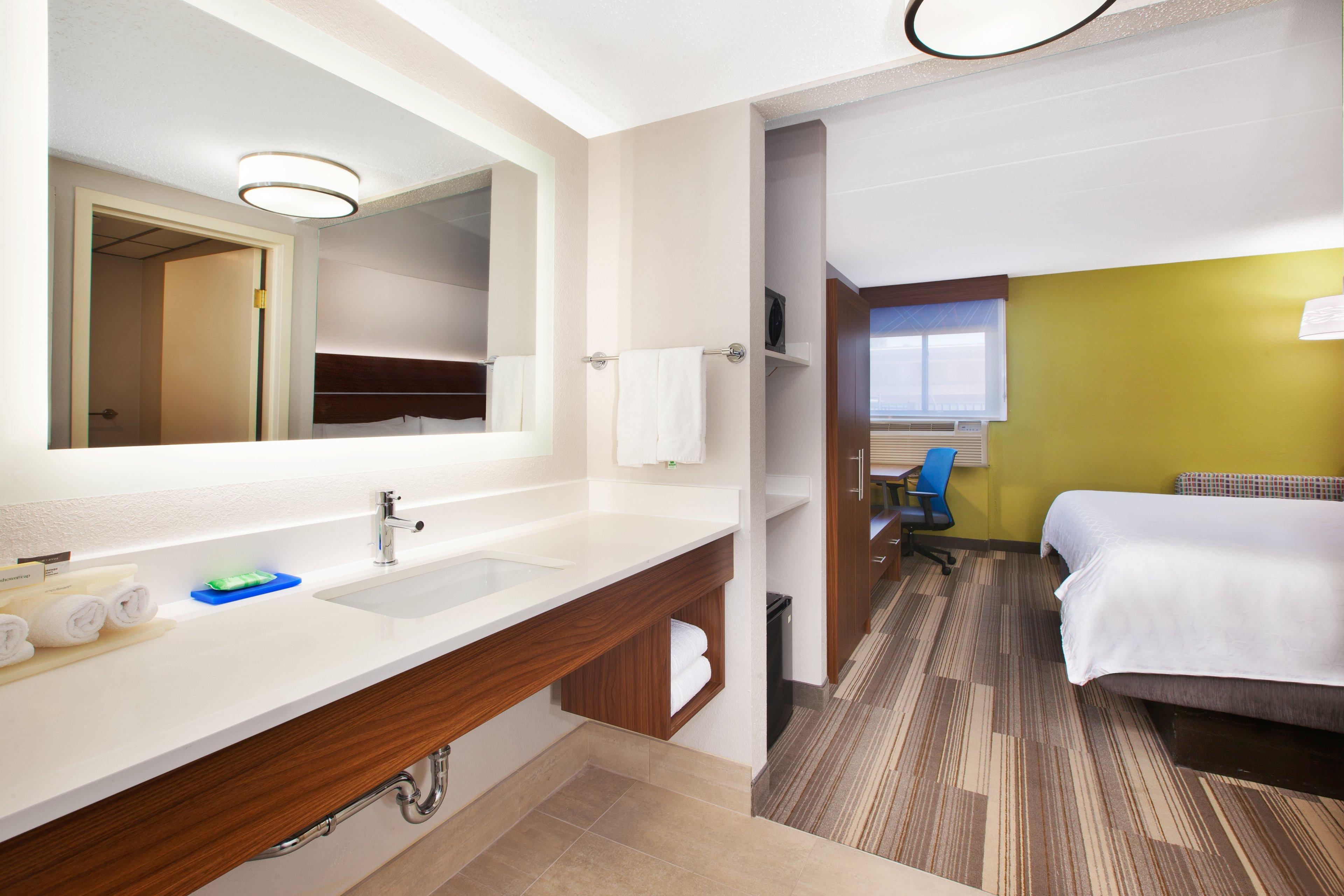 Holiday Inn Express Fairfax-Arlington Boulevard By Ihg Dış mekan fotoğraf